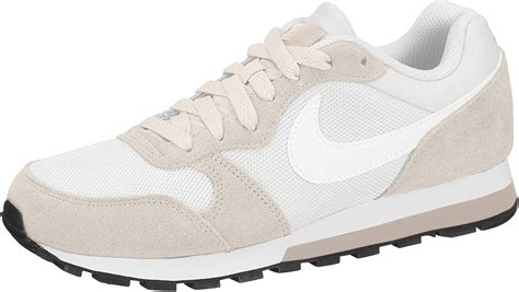 nike md runner beige|Amazon.com .